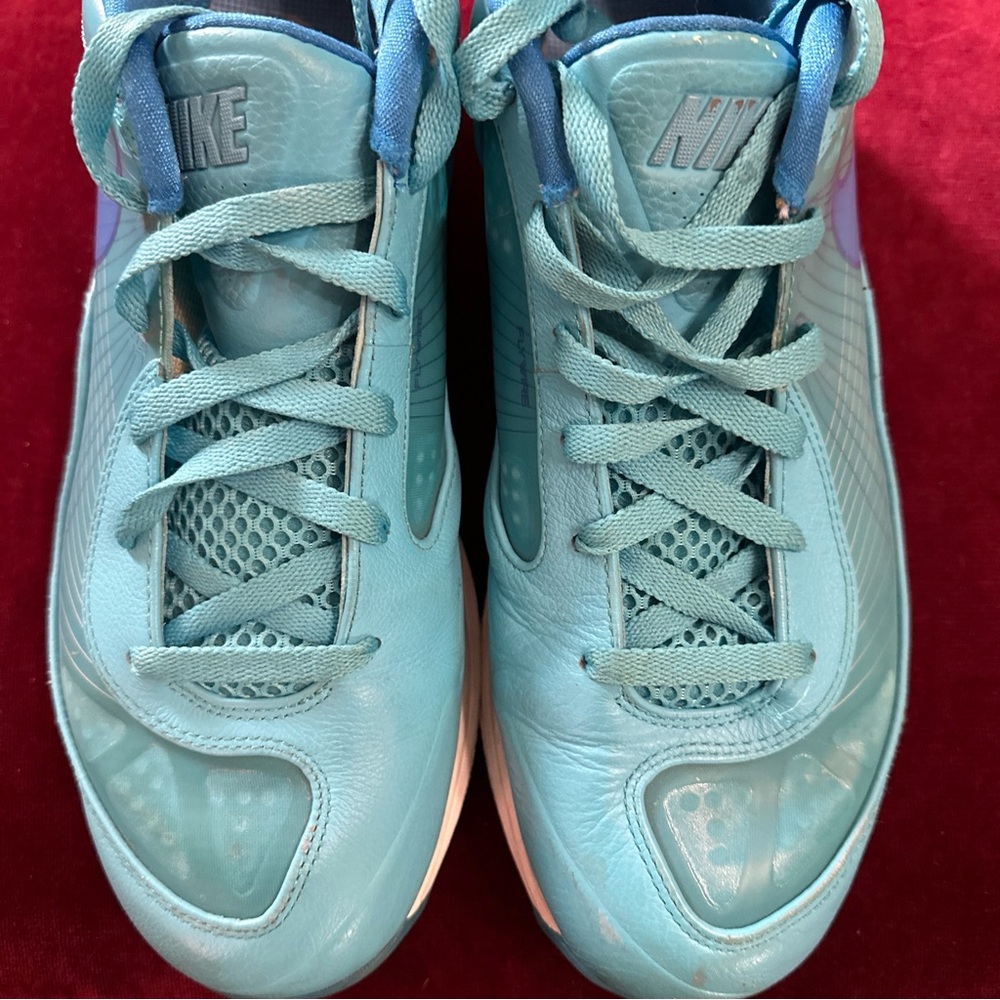 Nike basketball sneakers baby blue